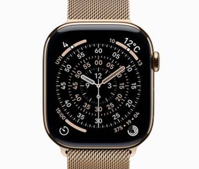 Apple Watch Series 11 42mm GPS+Cellularモデル ゴールドチタニウムケース バンドなし 64GB