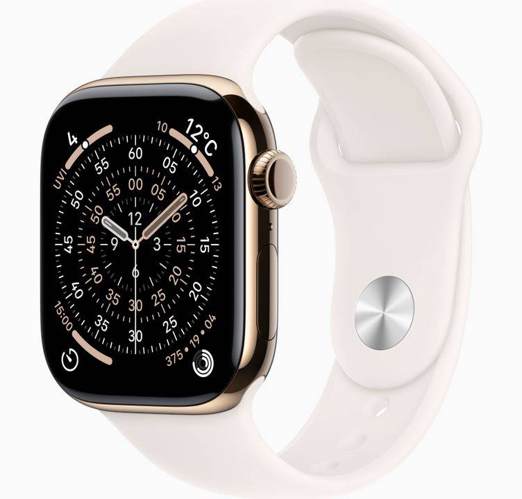 Apple Watch Series 11 42mm GPS+Cellularモデル ゴールドチタニウムケース/ライトブラッシュスポーツバンド S/M MF8W4J/A 64GB