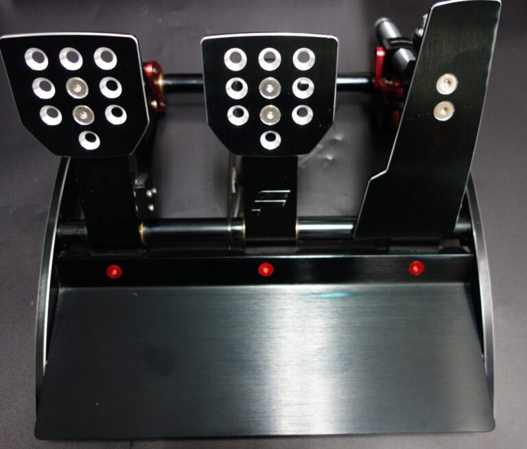 FANATEC CLUBSPORT V3 PEDALS5