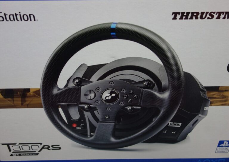 Thrustmaster スラストマスター T300RS