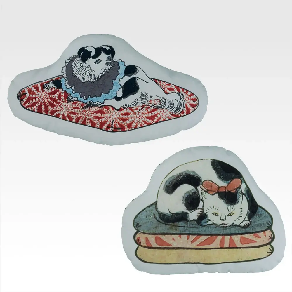 C賞 毛の柔物（けのにこもの）クッション